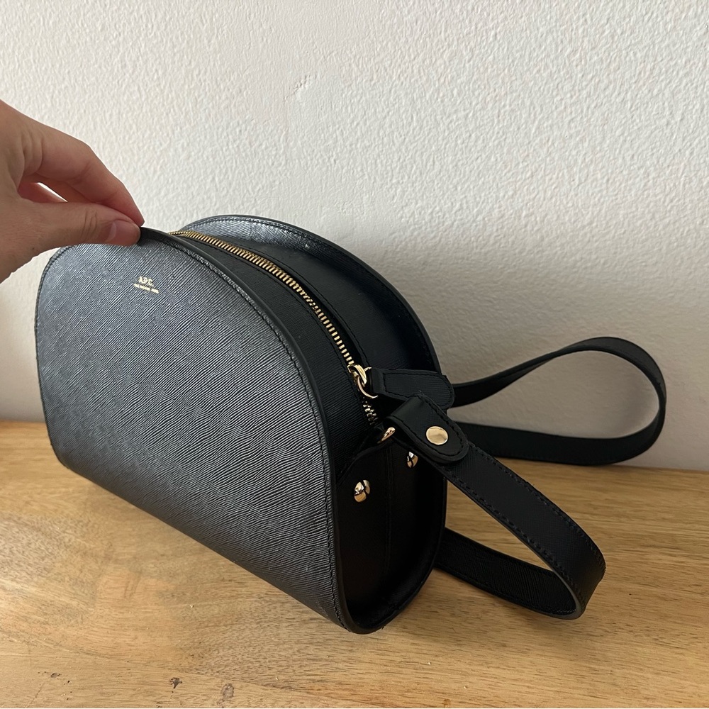 A.P.C. Black Leather Shoulder Bag - Picture 2 of 3